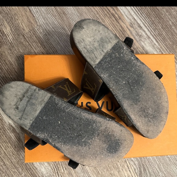 Louis Vuitton sandals - Picture 3 of 5